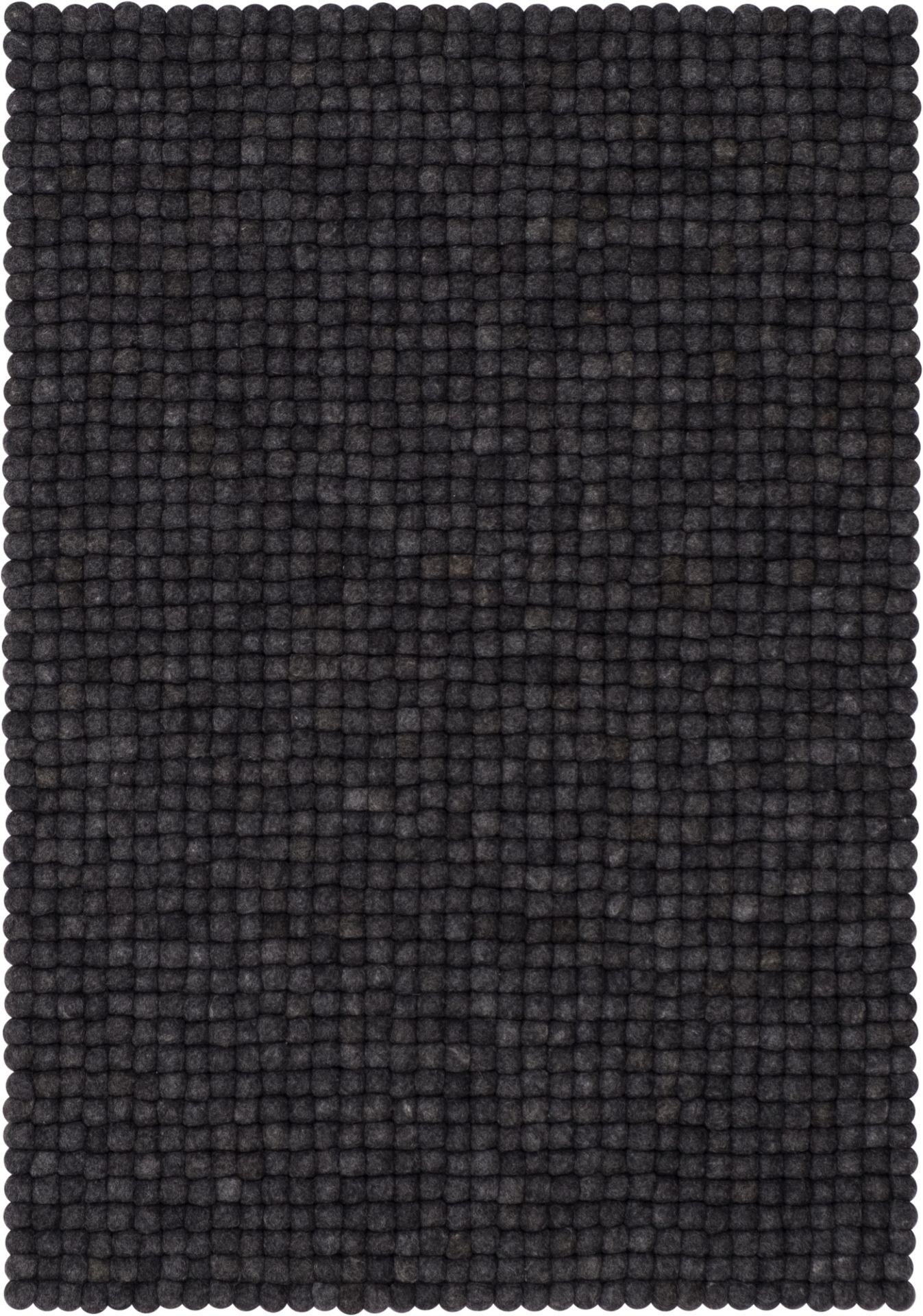 Detailansicht des grauen Filzkugel Teppichs Myfelt Hugo, Größe 140x200 cm.