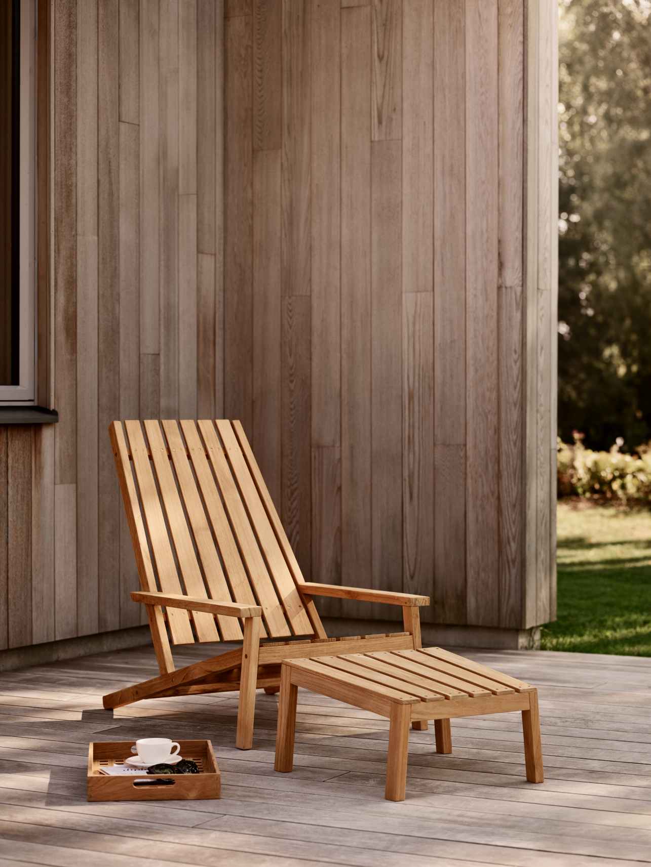 Between Lines Deck Chair Liegestuhl Outdoor Skagerak by Fritz Hansen