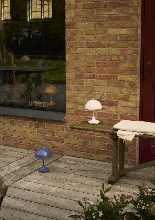 Panthella 160 Portable V3 Akku LED-Tischleuchte Indoor/Outdoor Louis Poulsen 
