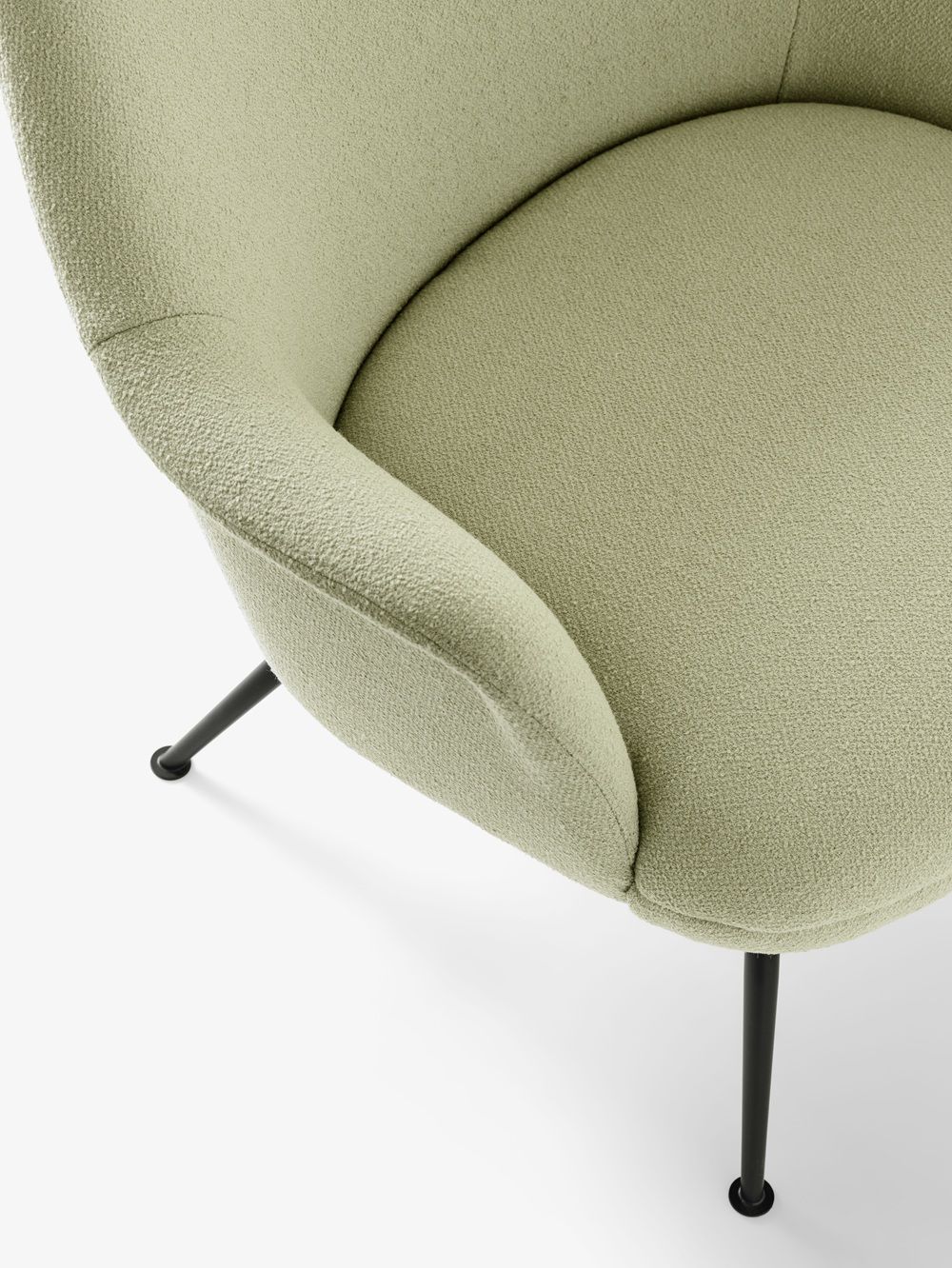 Rely HW140 Lounge Chair Sessel AndTradition