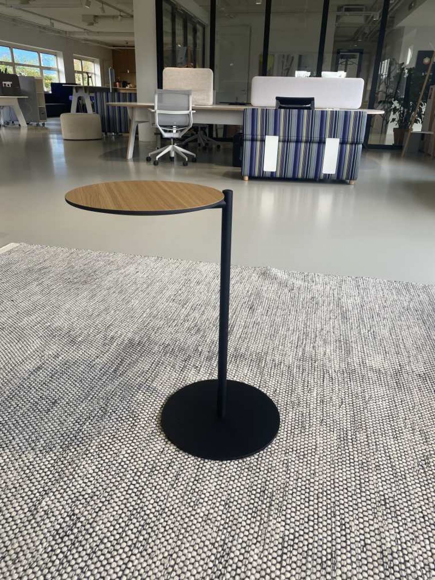 Bond Side Laptop Table Beistelltisch Cascando