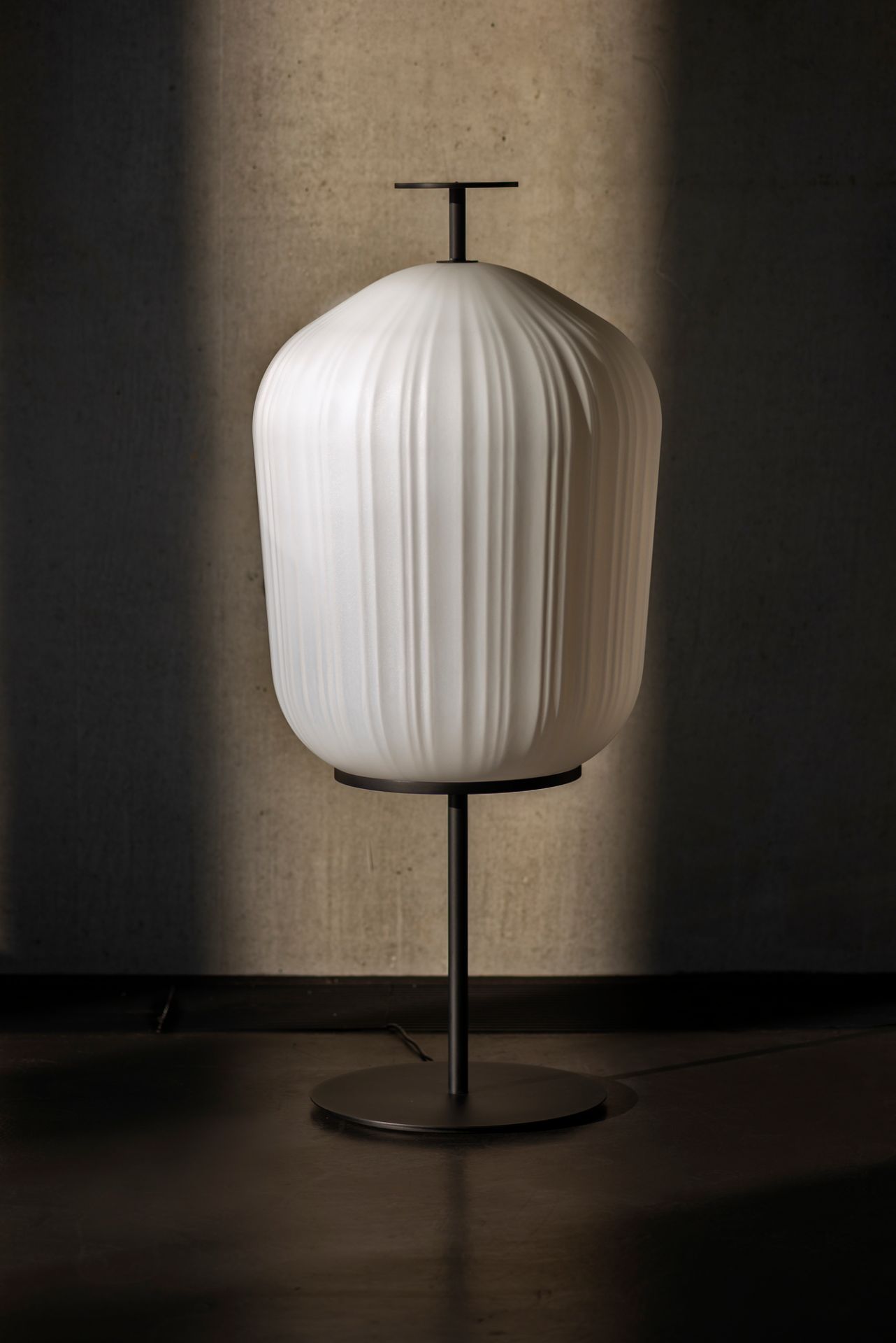 Plissée Floor Lamp Stehleuchte ClassiCon