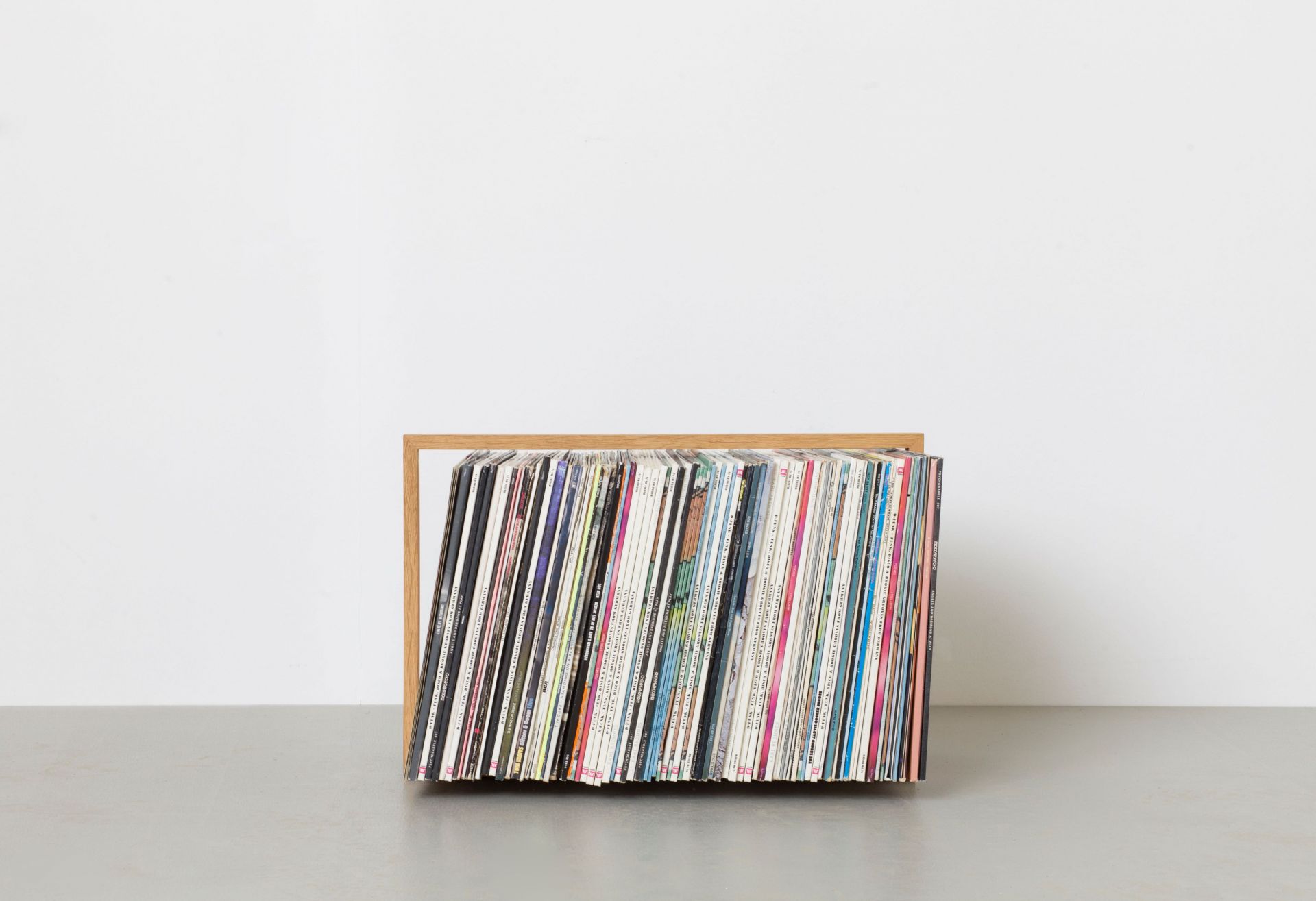 Vinyl b-Seite2 Plattenregal Eiche das kleine b Vinyl b-Seite2 Plattenregal Eiche das kleine b