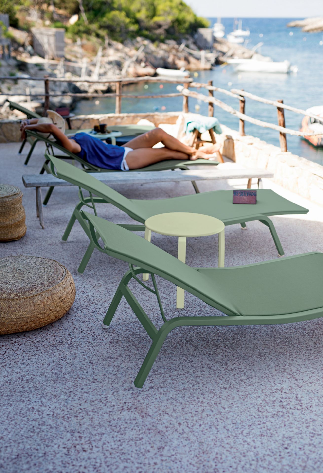 Alizé Outdoor Niedriger Tisch Fermob