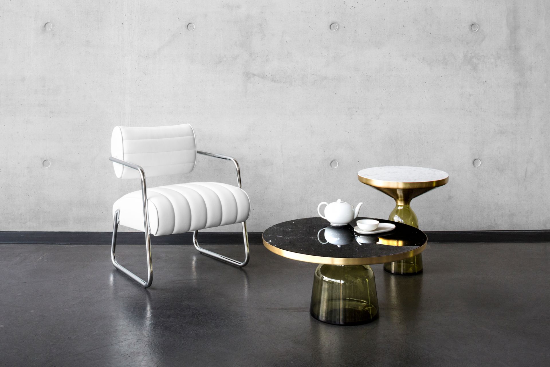 Bell Side Table Beistelltisch Messing Olivgrün ClassiCon
