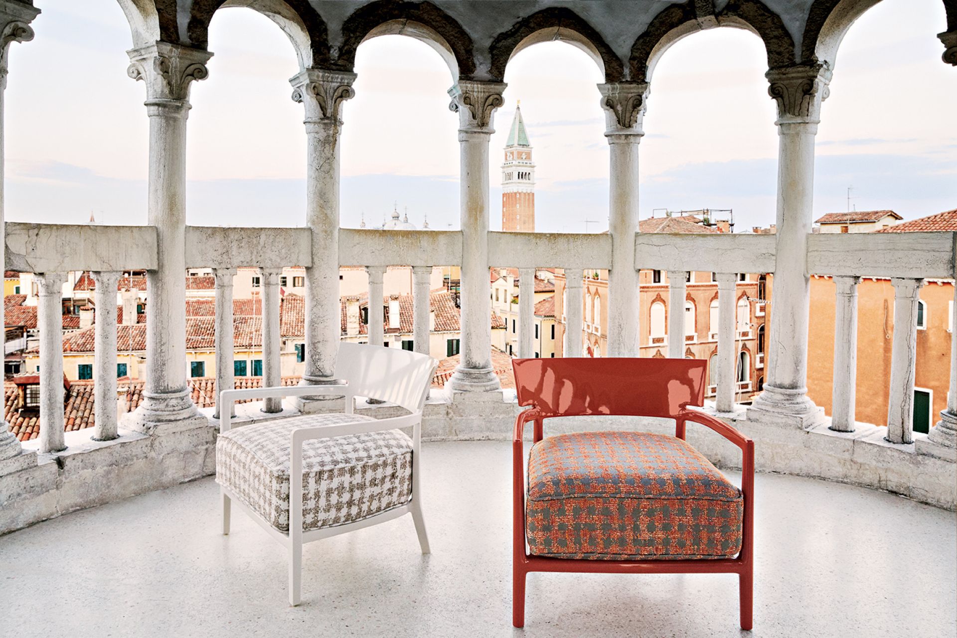 Cara Fancy Sessel Kartell Blassgruen