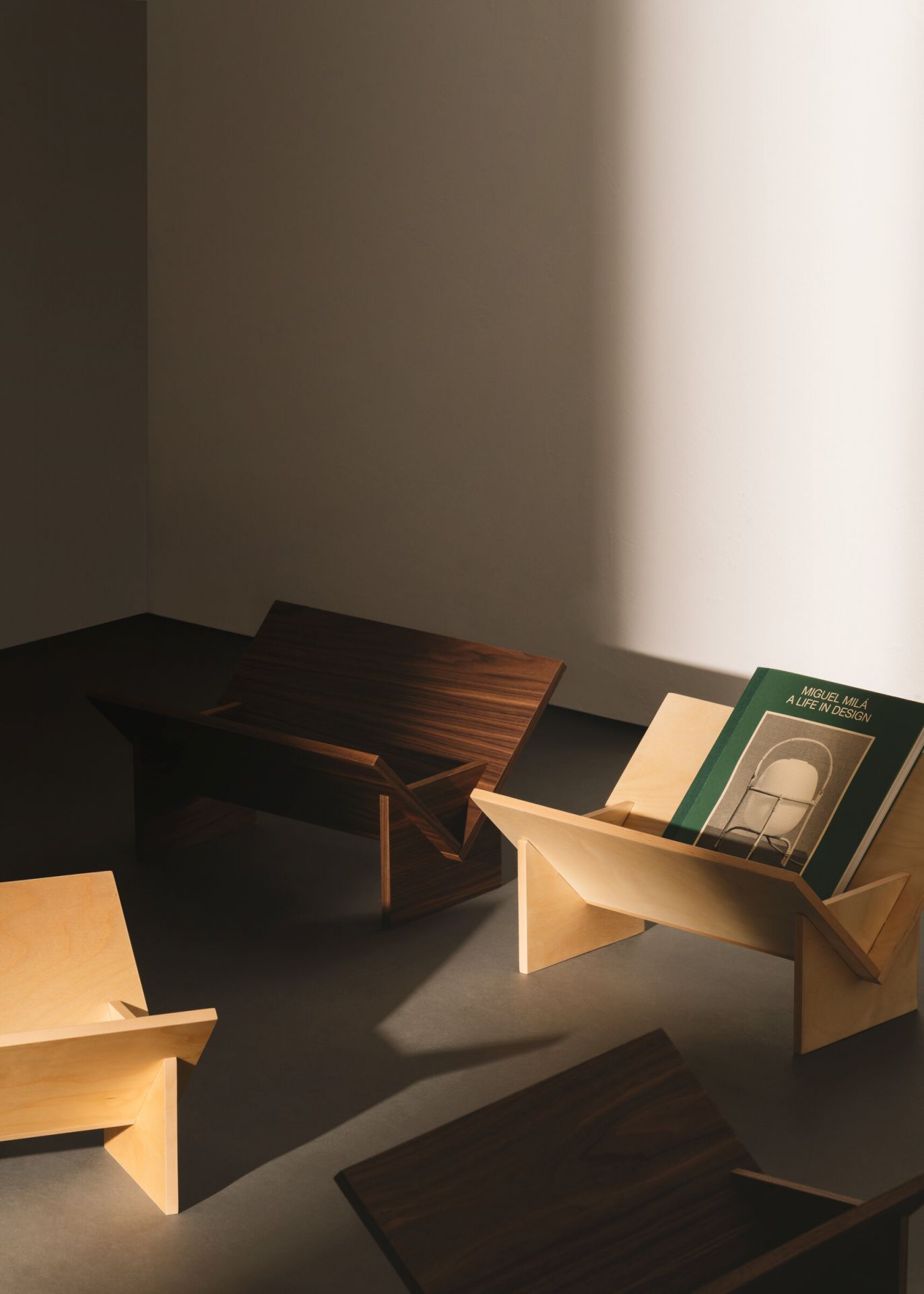 Oakland Bücherhalter Birke Santa & Cole
