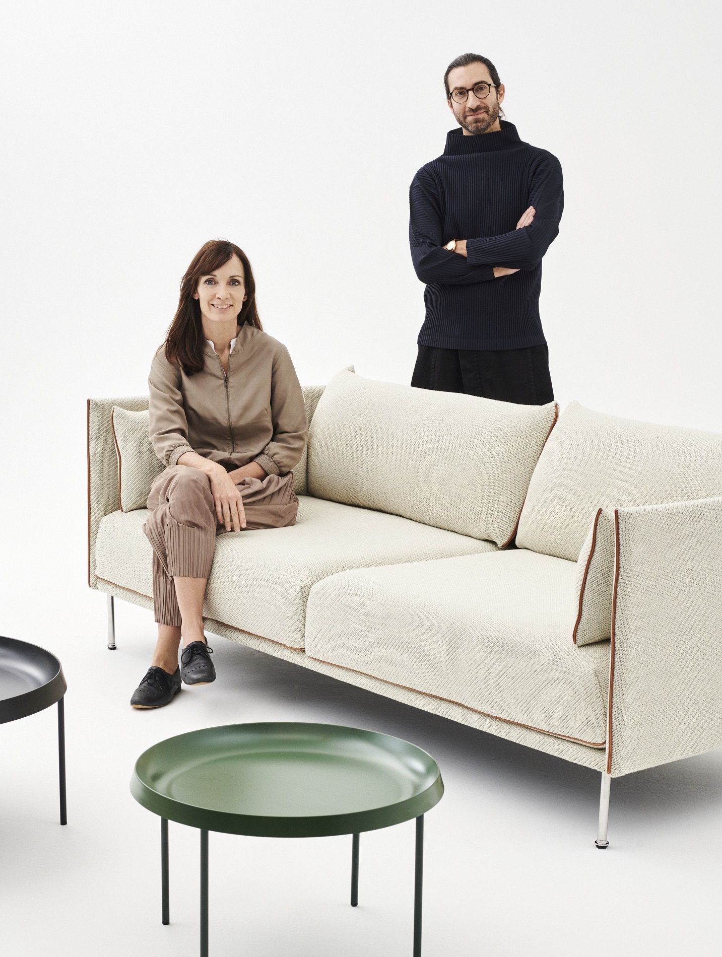 Silhouette Sofa 3-Sitzer Low Hay 