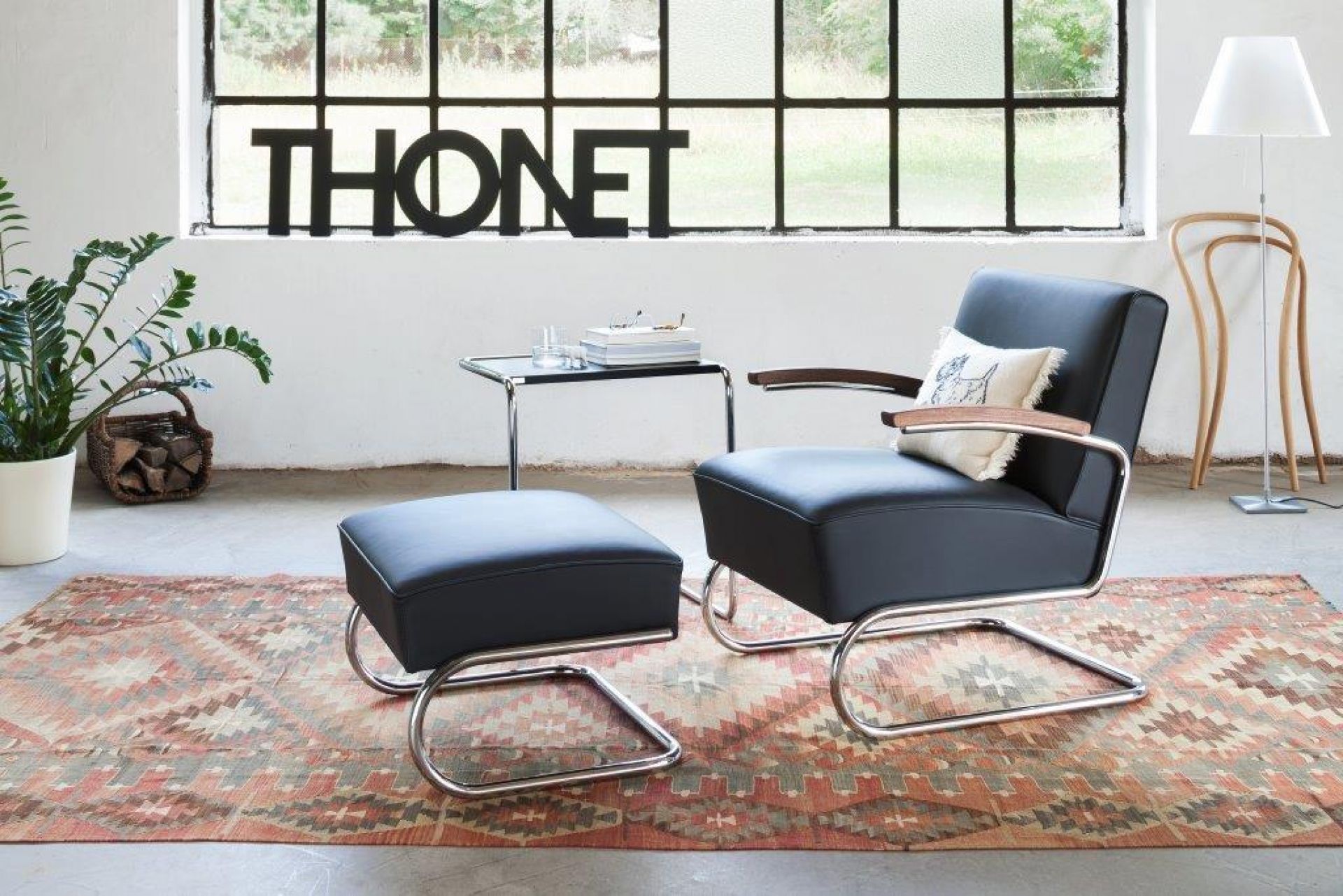 S 411 Sessel Freischwinger Thonet