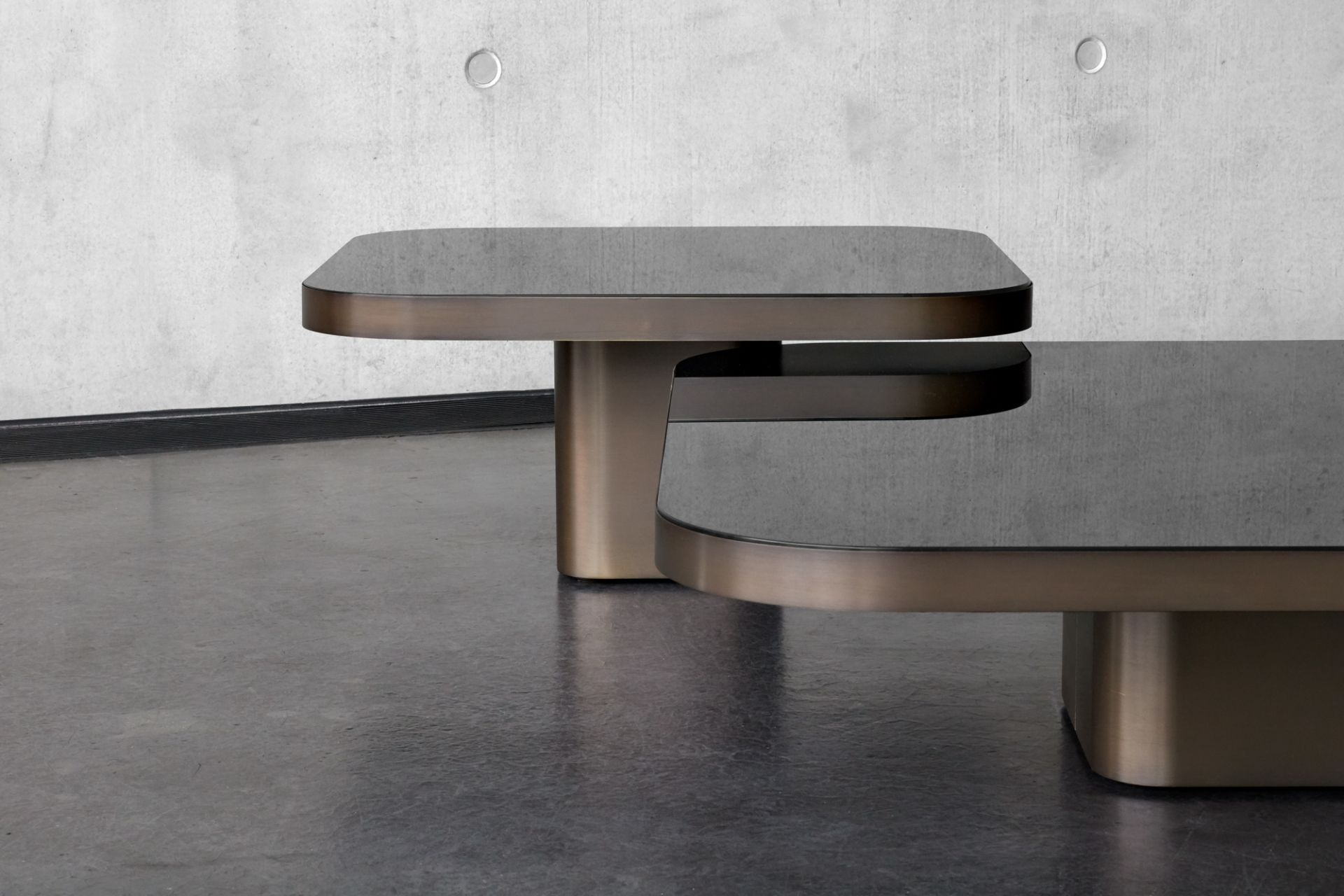 Bow Coffee Tisch No. 3 ClassiCon
