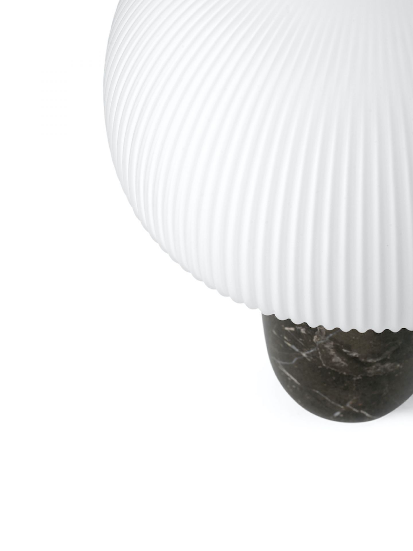 Sculpture Tischlampe klein grau Vipp