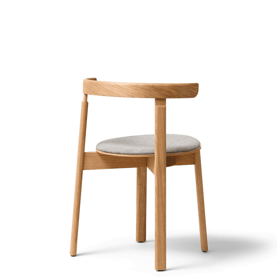Lunar Stuhl Eiche mit Sitzkissen Form & Refine