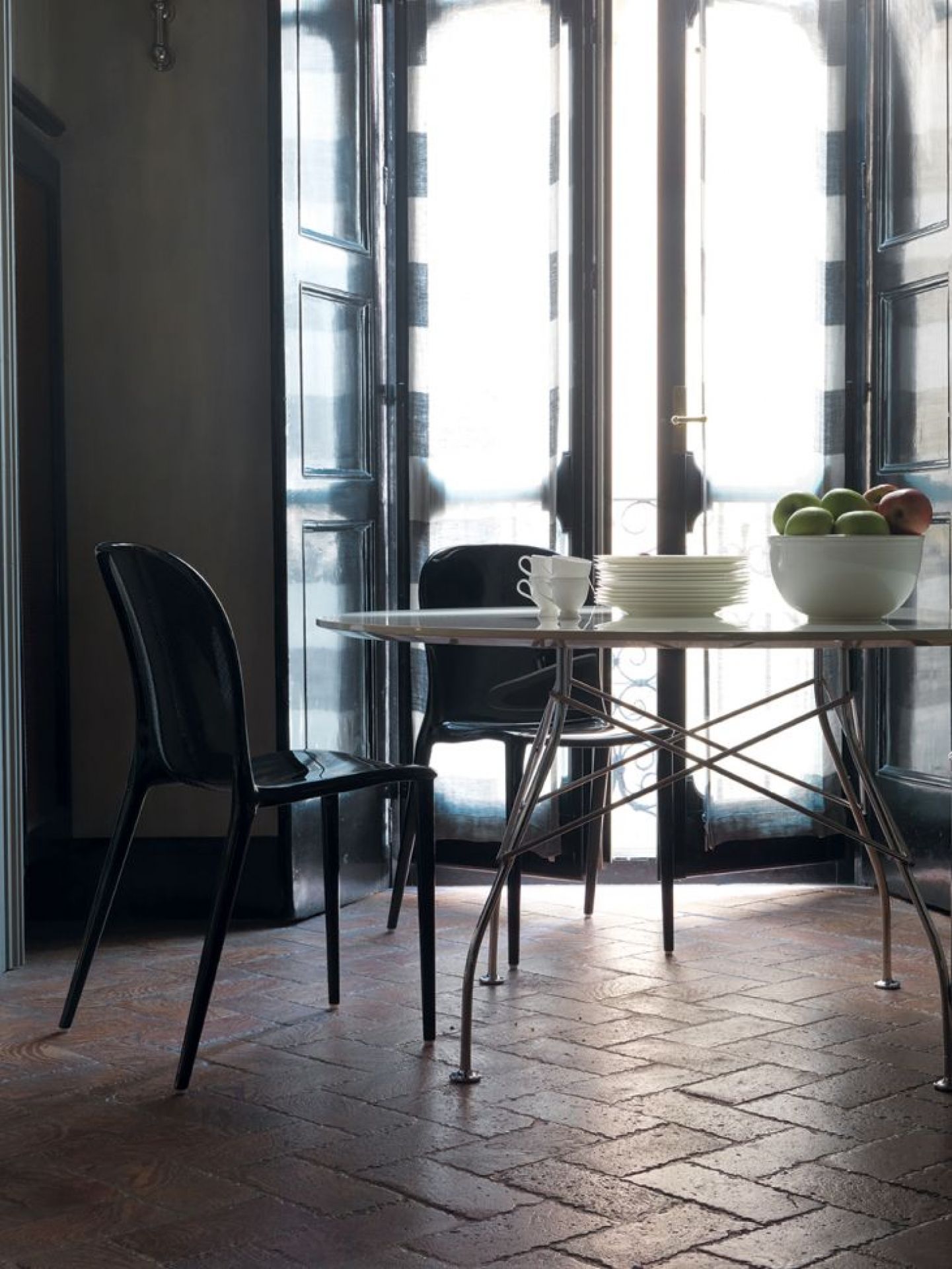 Glossy Tisch marmoriertes Steinzeug Kartell