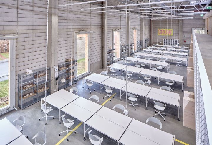 Mynt Rücken und Sitz Kunststoff Bürodrehstuhl Vitra