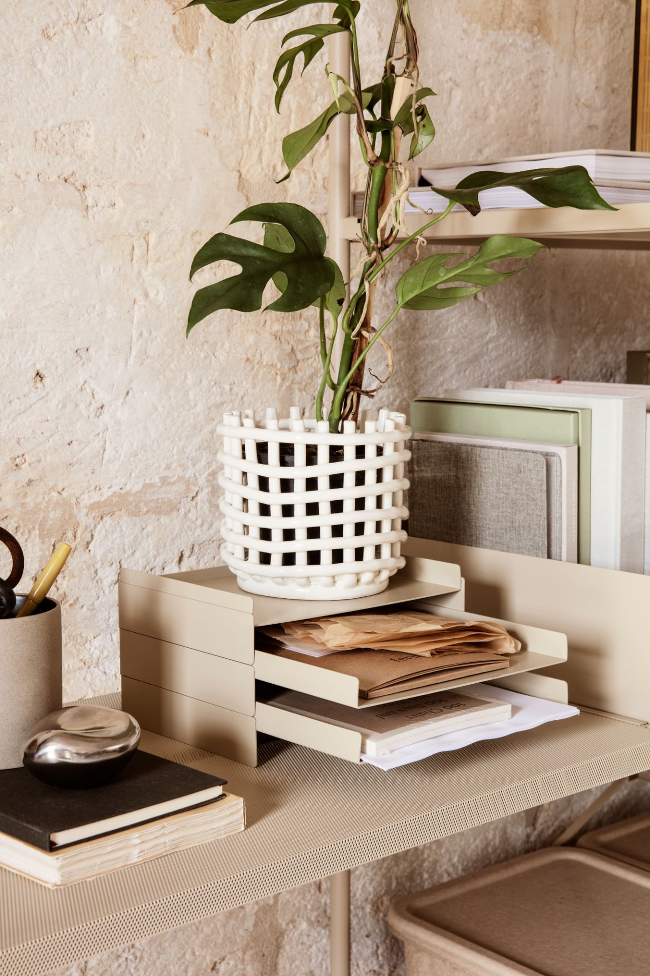 Ceramic Basket Keramik Korb groß Ferm Living