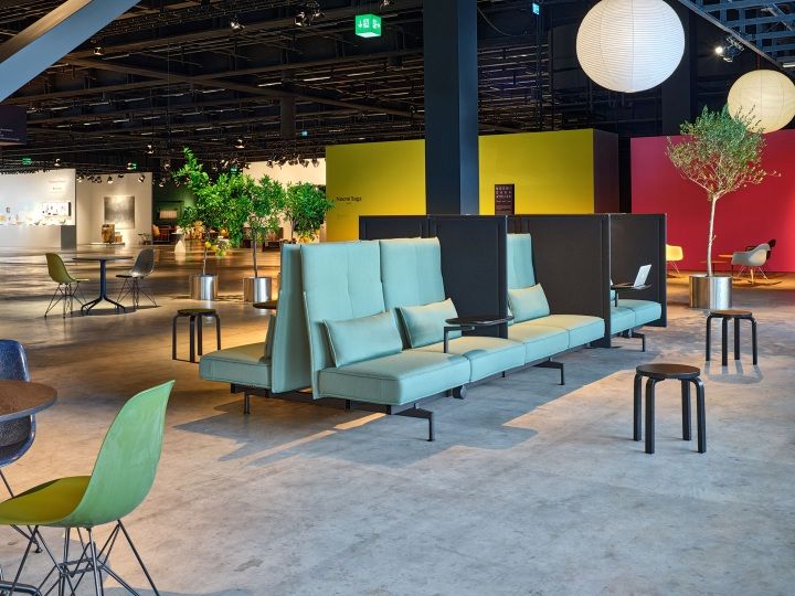 Eames Fiberglass Chair DSR Stuhl Vitra