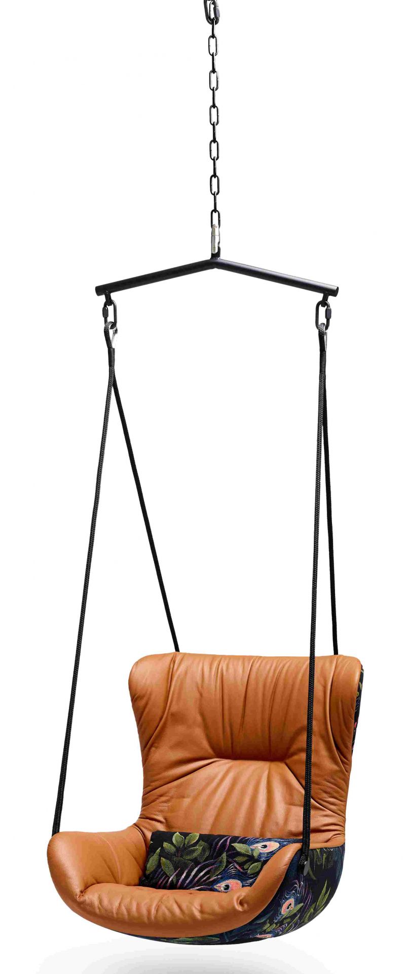 Leya Wingback Swingseat Schwingsessel Freifrau Manufaktur