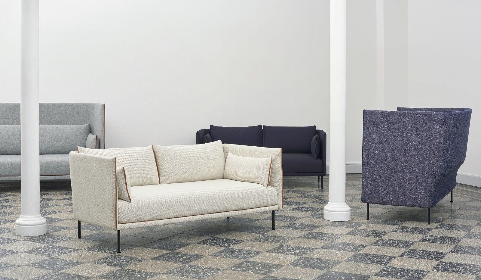 Silhouette Sofa 3-Sitzer Low Hay 