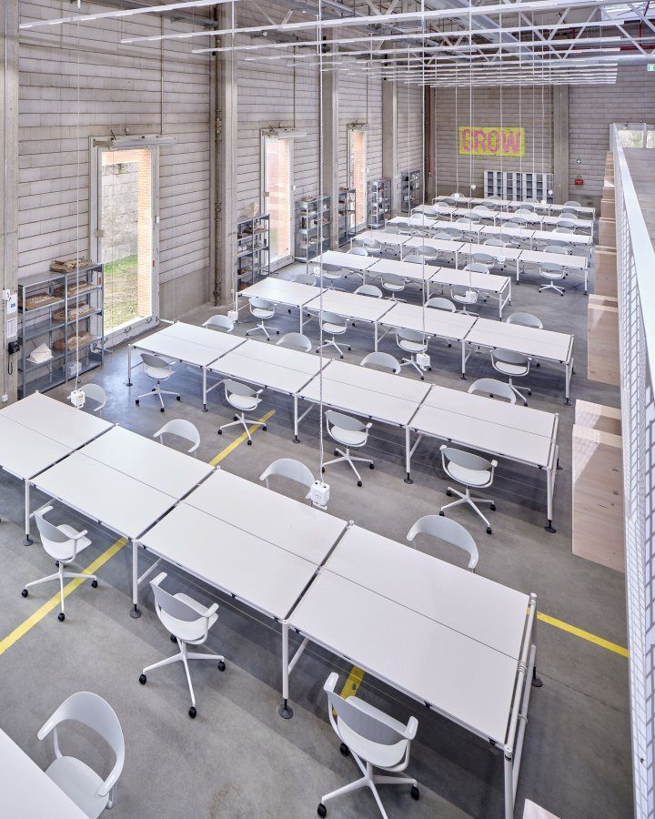 Mynt Rücken und Sitz Kunststoff Bürodrehstuhl Vitra