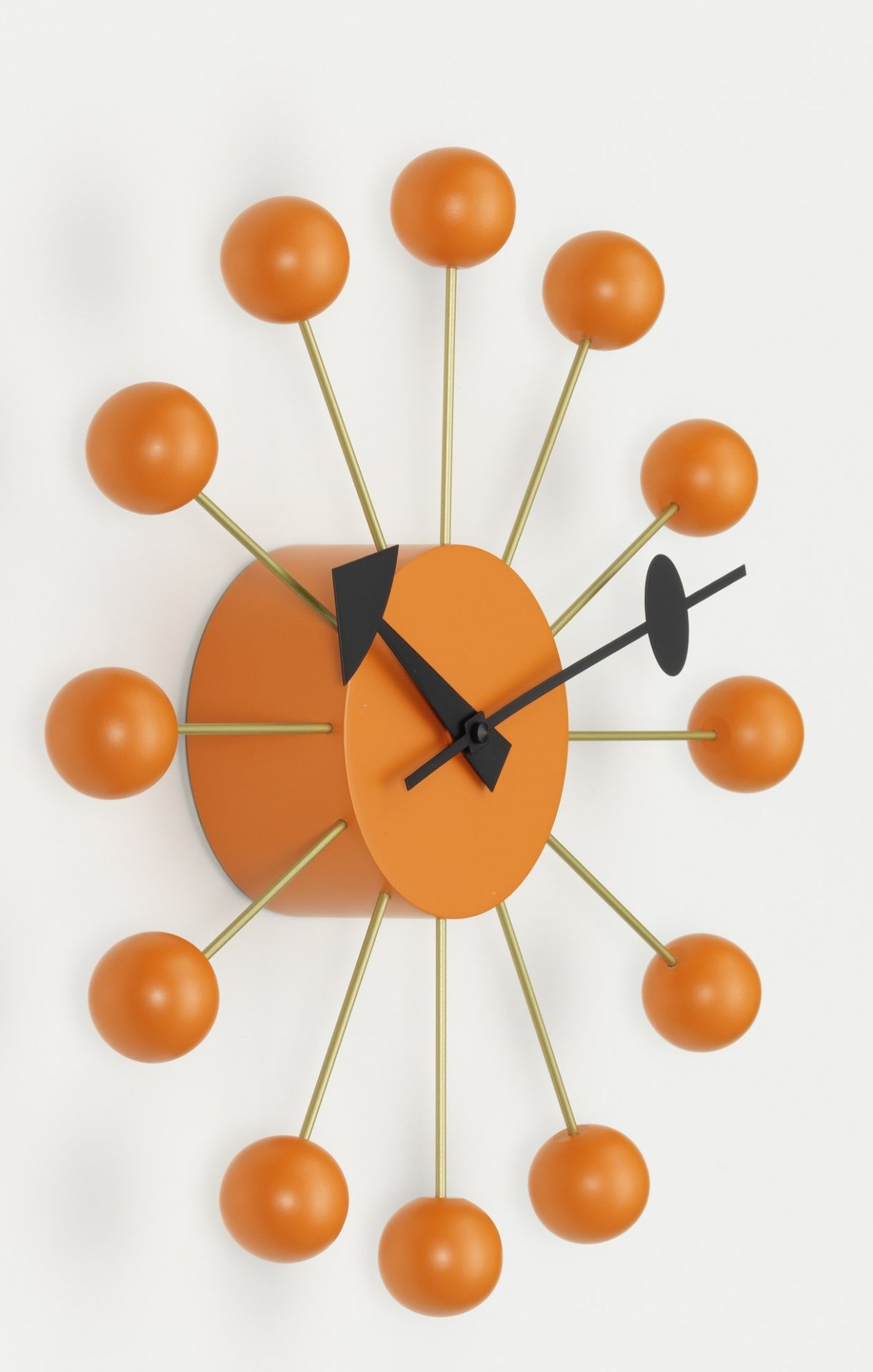 Ball Clock Wanduhr - orange Vitra