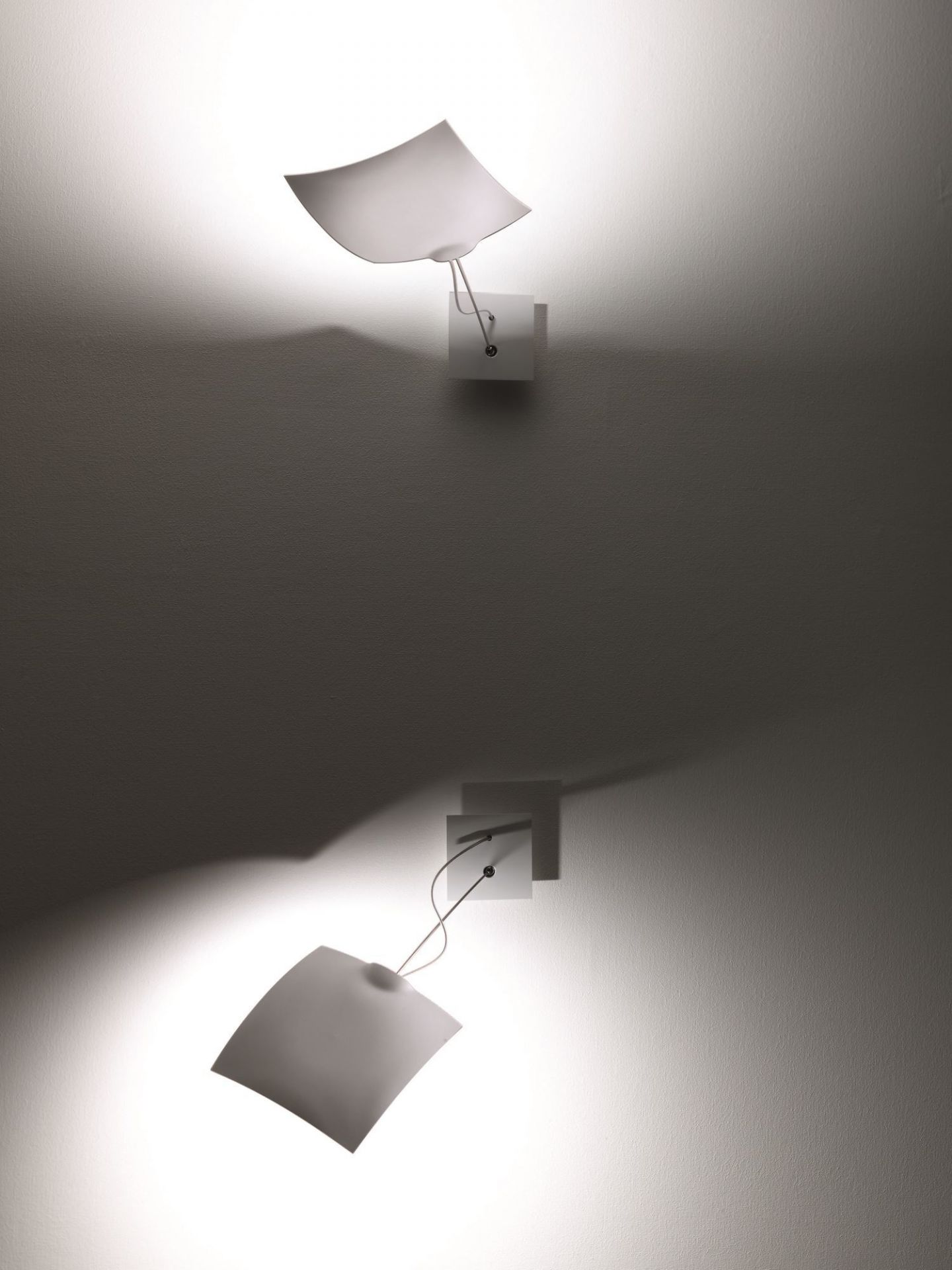 18 x 18 LED Wandleuchte Ingo Maurer