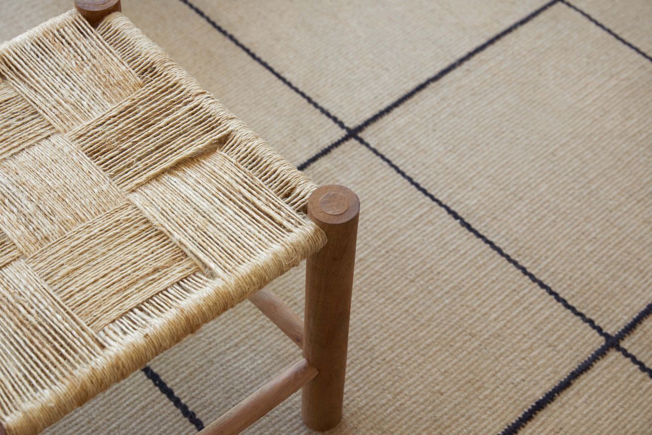 Roots Single Stool Hocker 03 Gan