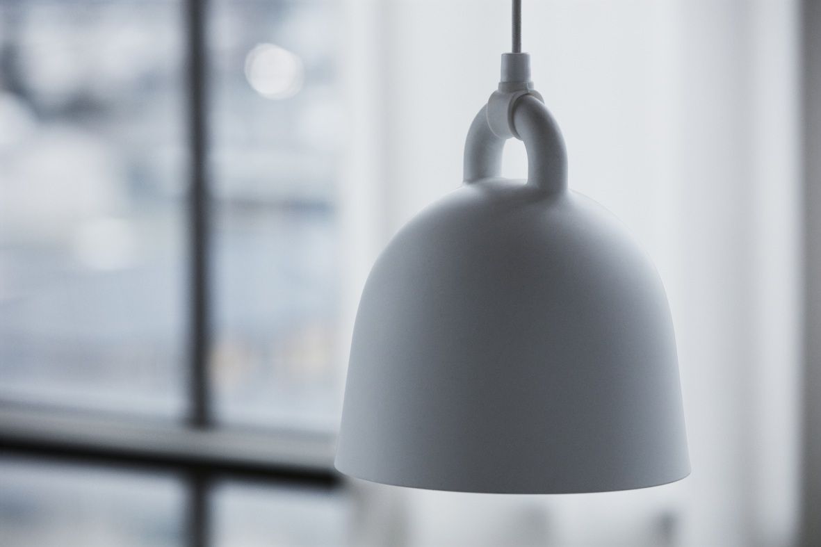 Bell Lamp Hängeleuchte Normann Copenhagen Sand Ø 35 cm