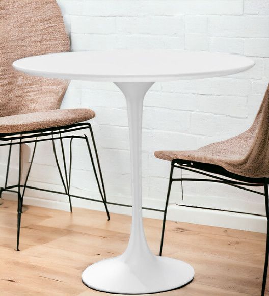 Saarinen oval Beistelltisch / Couchtisch H 52 cm Knoll International  