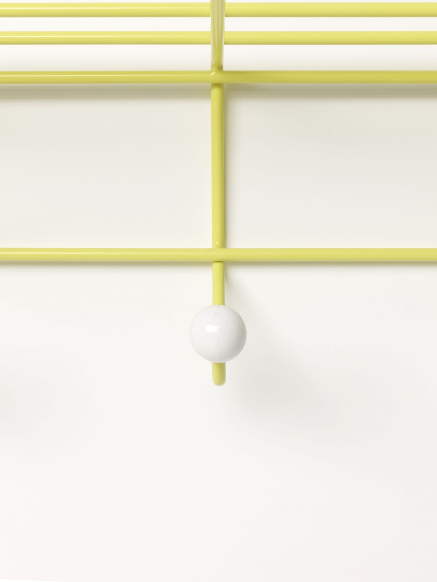DZ 05 Garderobe Spectrum Gelb PMS 107