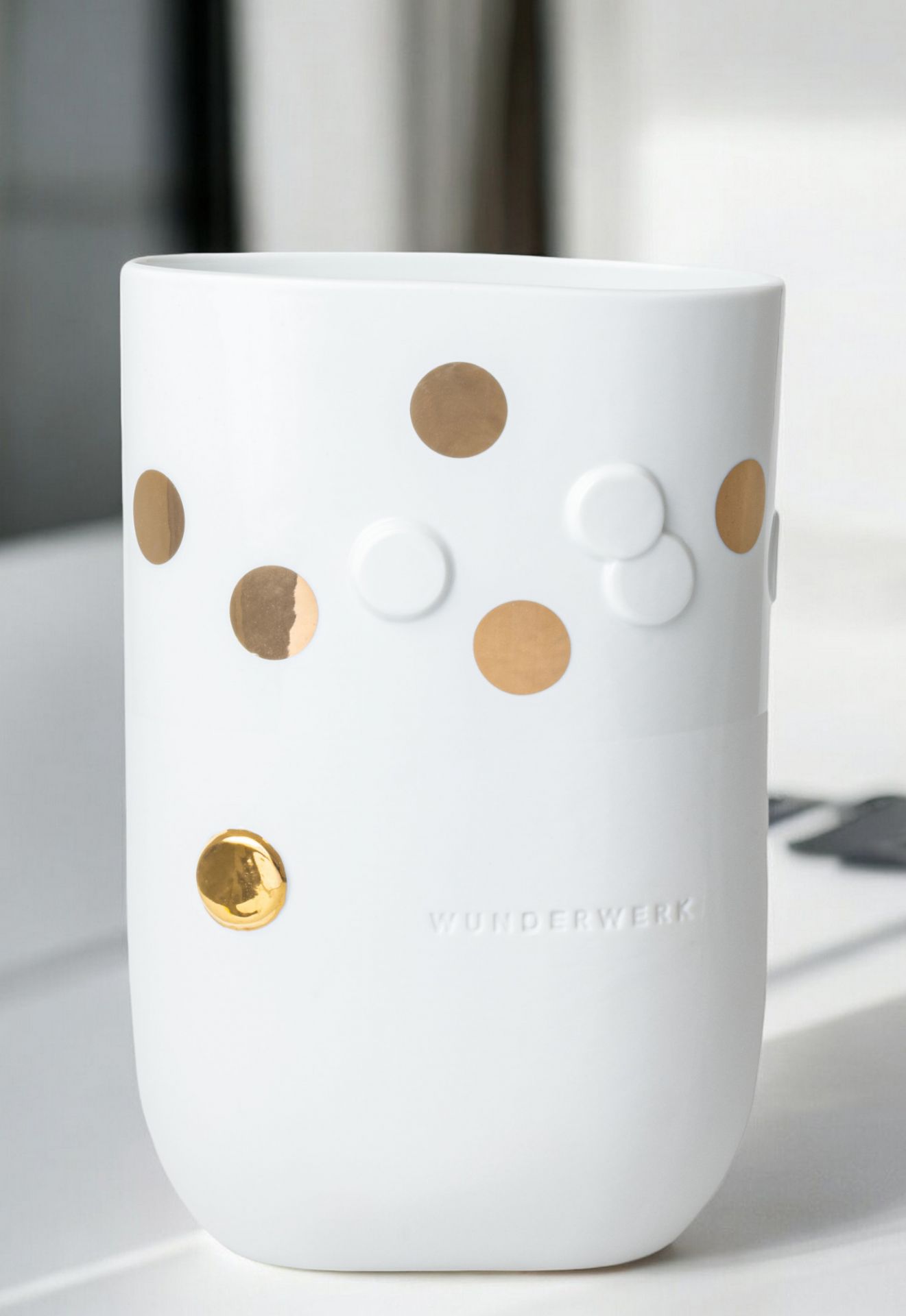 Goldener Punkt Vase Wunderwerk Räder 