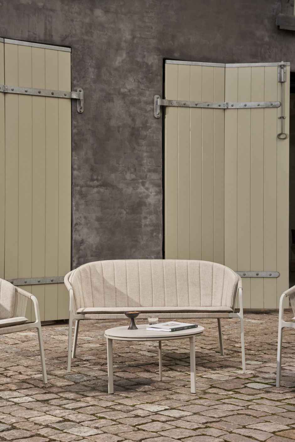 Lagrasse Outdoor Zweisitzer Sofa Vipp