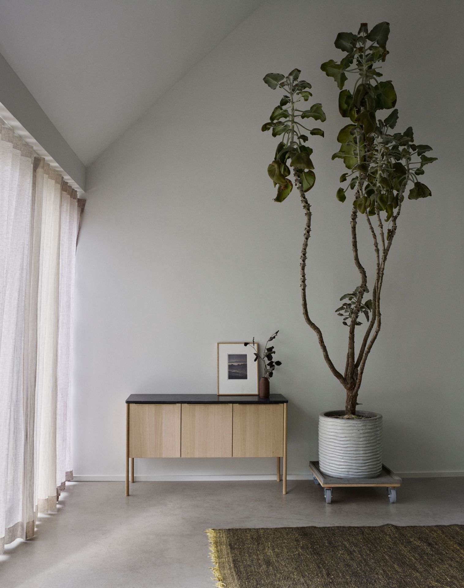 Jut Cabinet Sideboard Eiche FSC Mix Skagerak