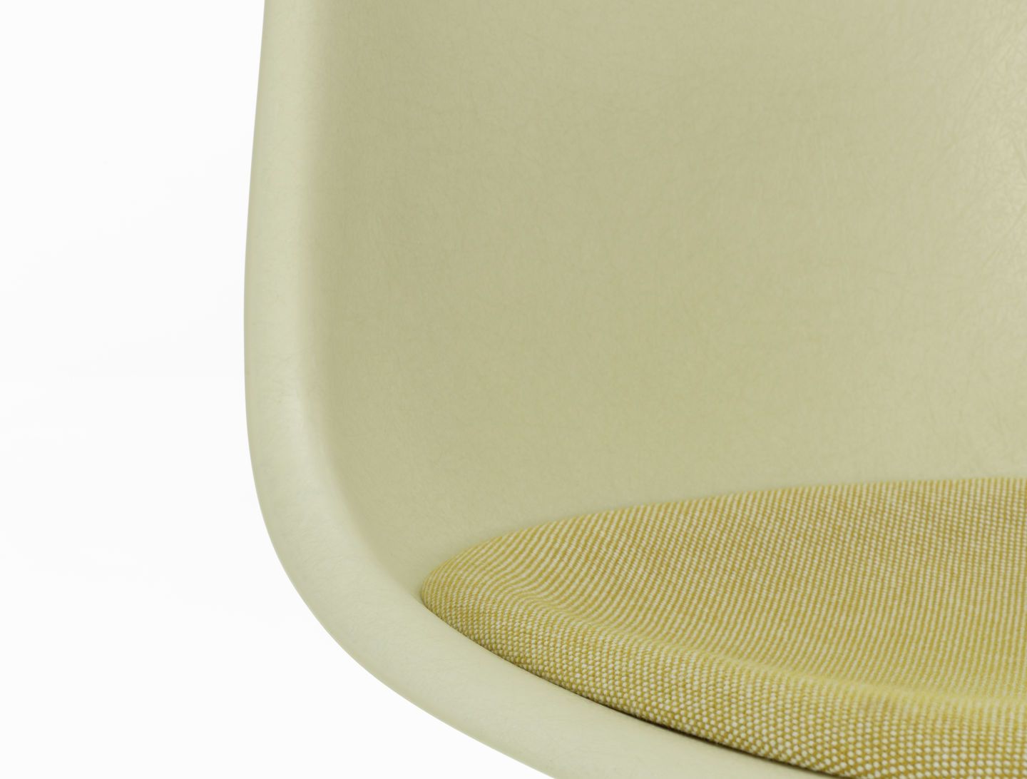 Eames Fiberglass Chair DSR Stuhl mit Sitzpolster Vitra