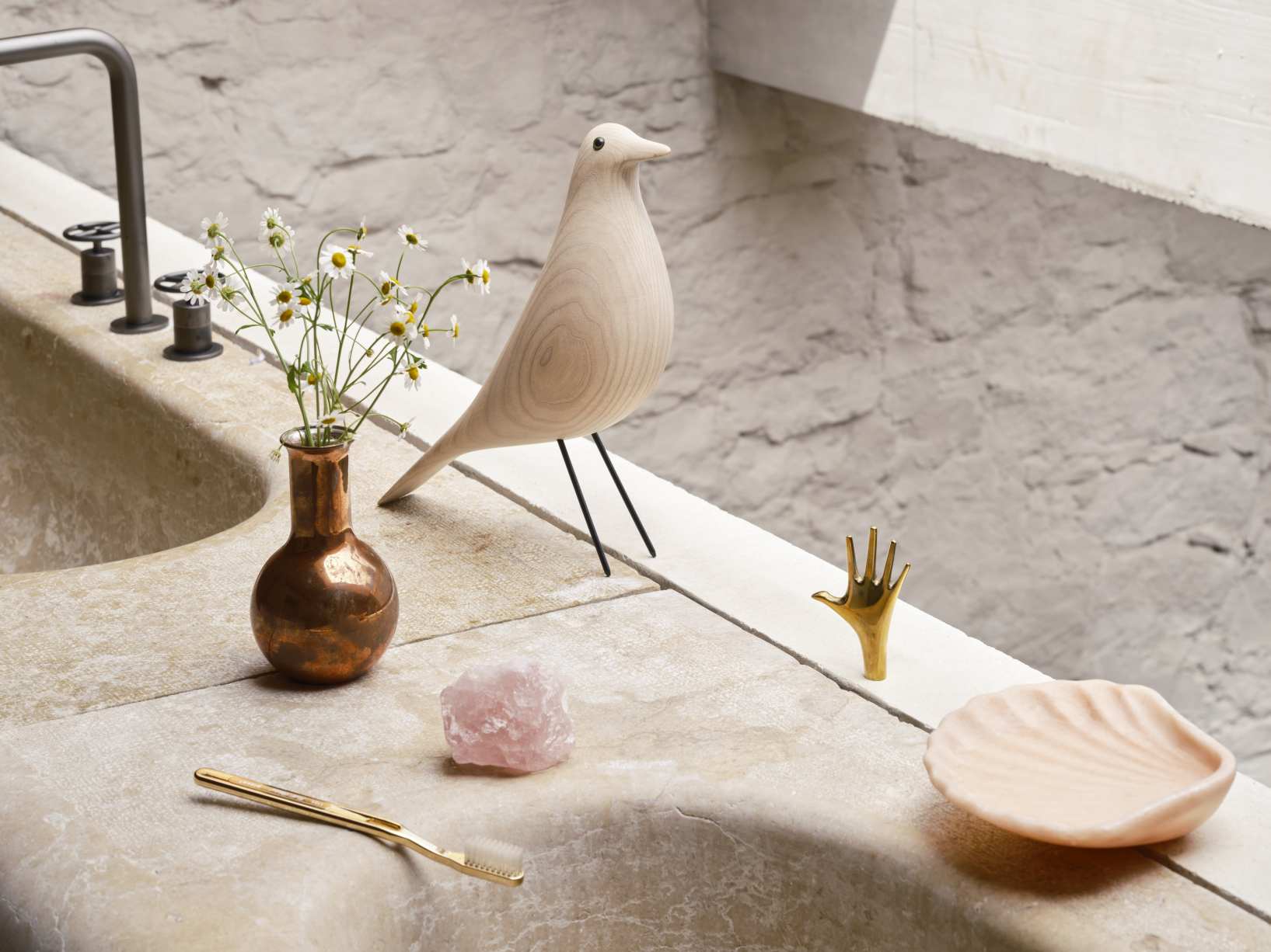 Eames House Bird Skulptur Esche weiß geölt Vitra Neue Version
