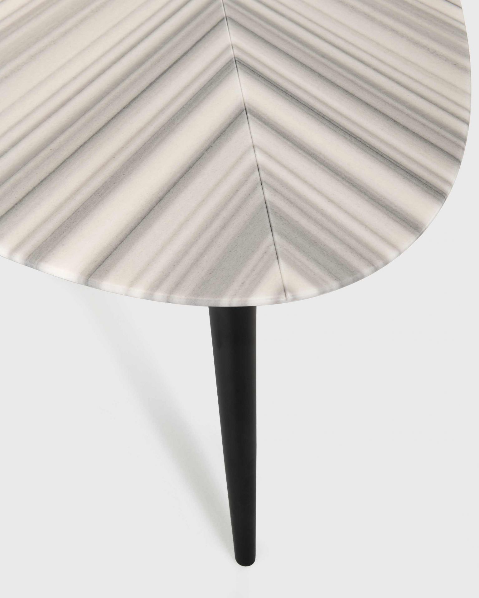 2318 Tweed Marble Esstisch B 160 cm Zanotta