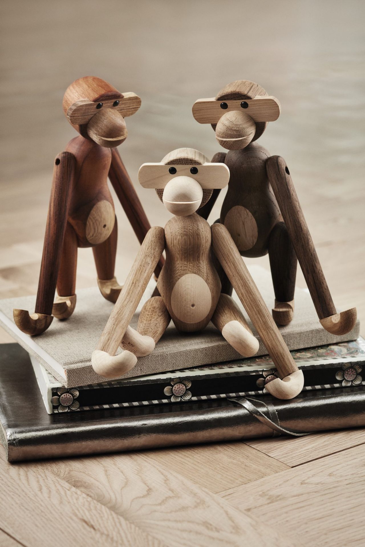 Affe klein Holzfigur Eiche / Ahorn Kay Bojesen