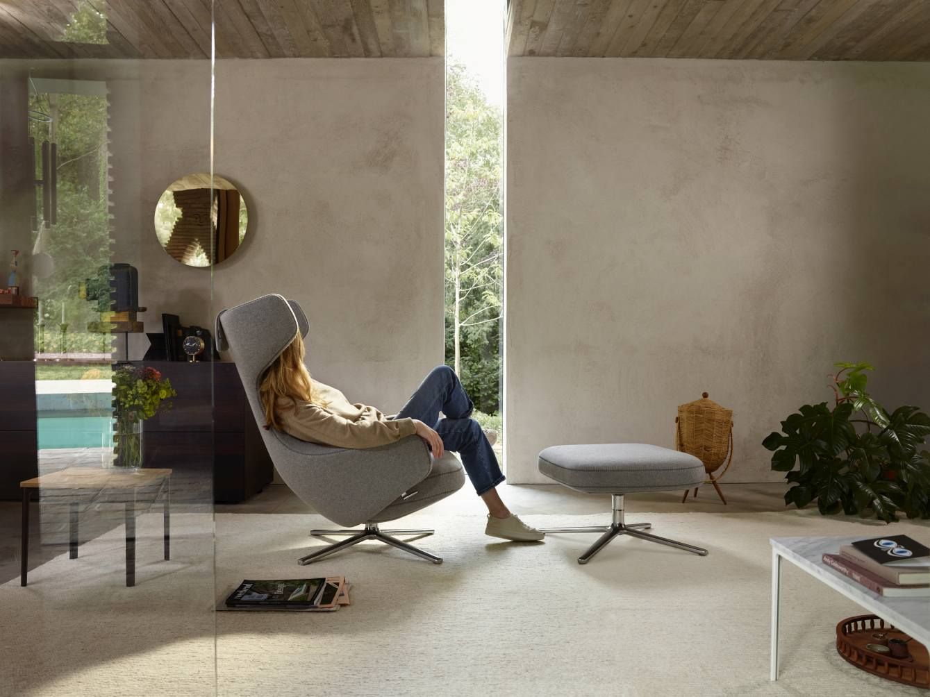Grand Repos Sessel  + Ottoman Vitra Poliert Nubia Elfenbein / Perle