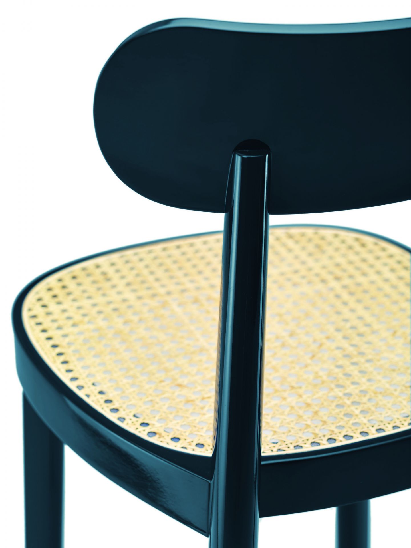 Holzstuhl 118 Hochglanz Thonet