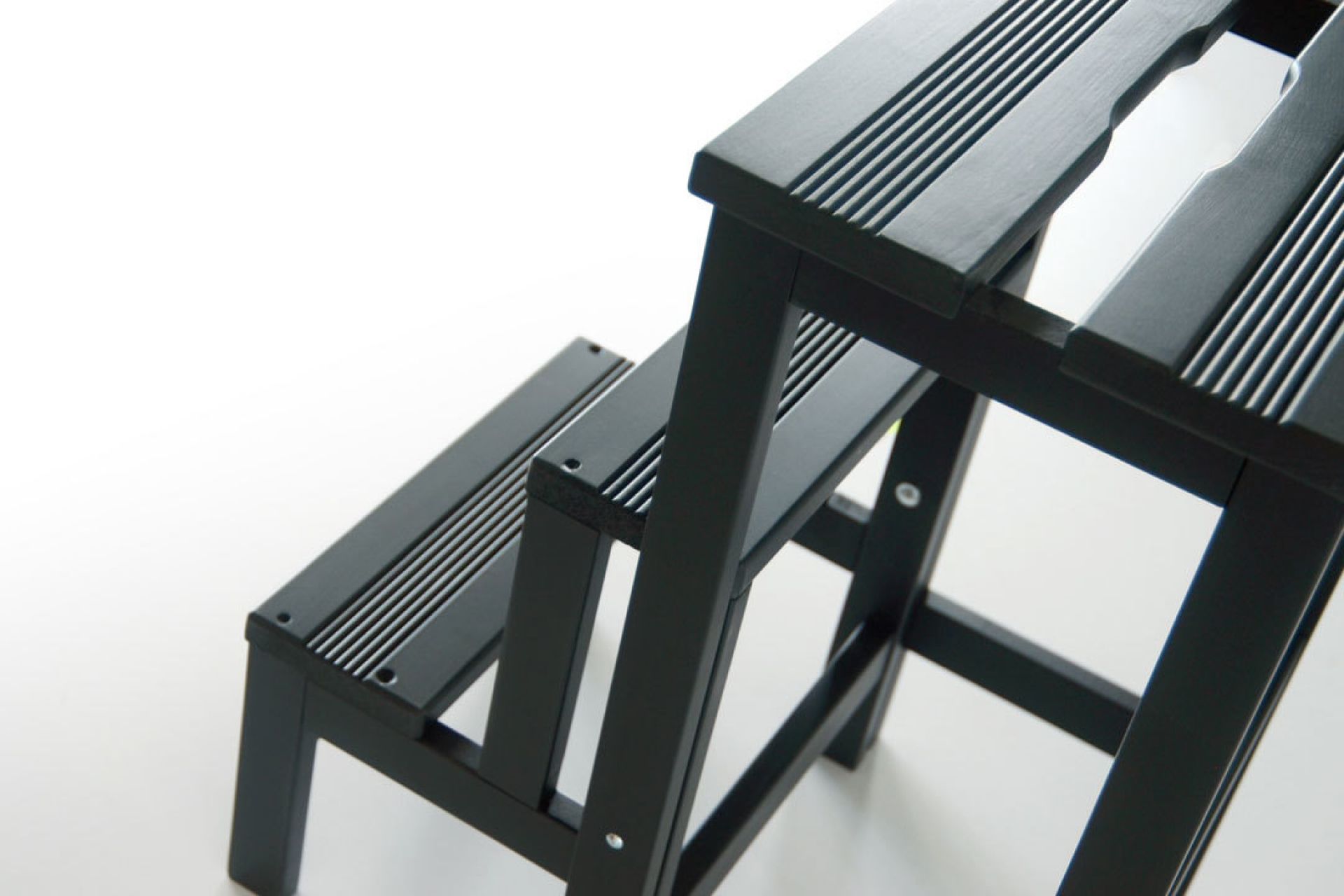 Stool Ladder Hockerleiter Buche natur Radius