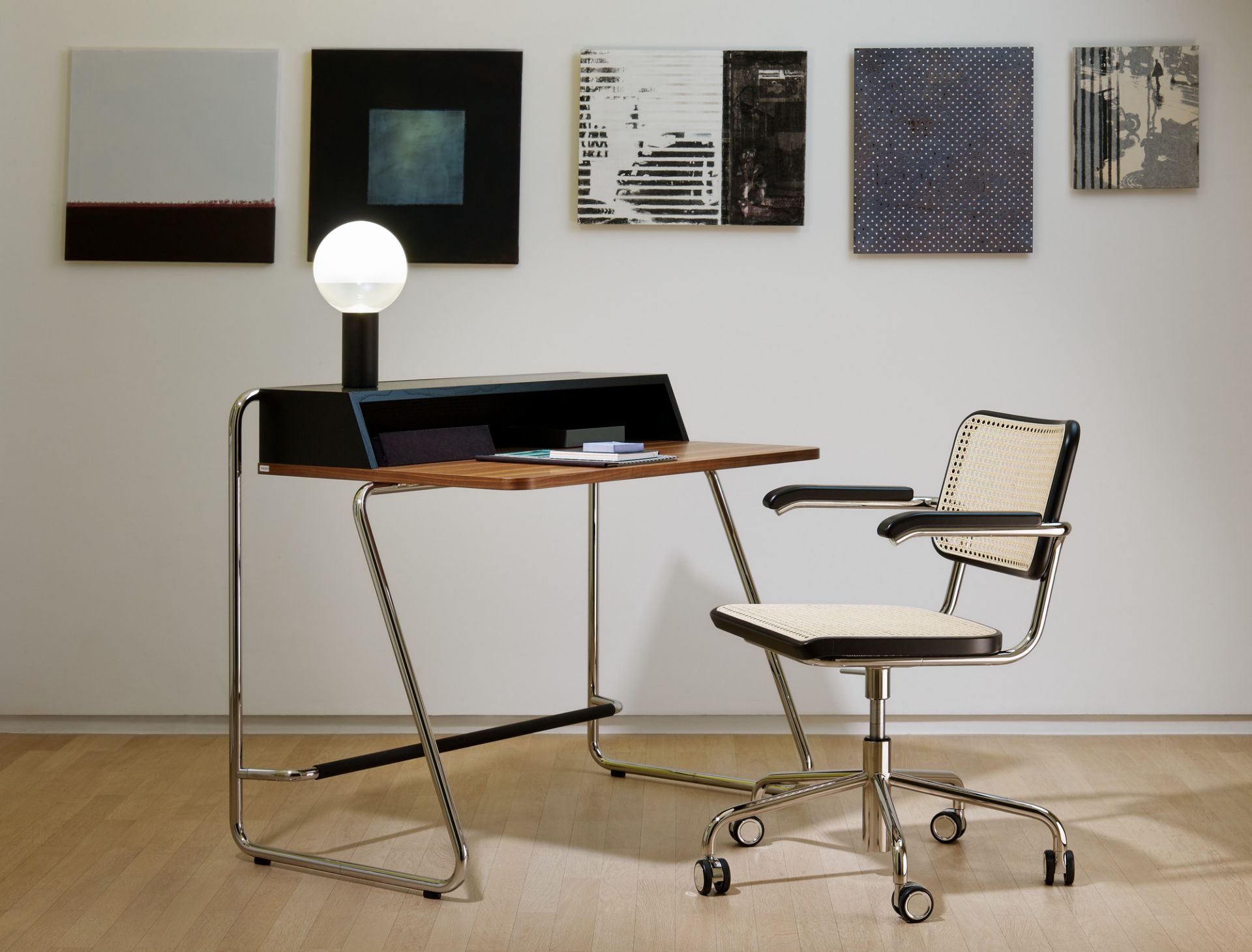 S 64 VDR Atelier Drehstuhl Stahlrohr Thonet