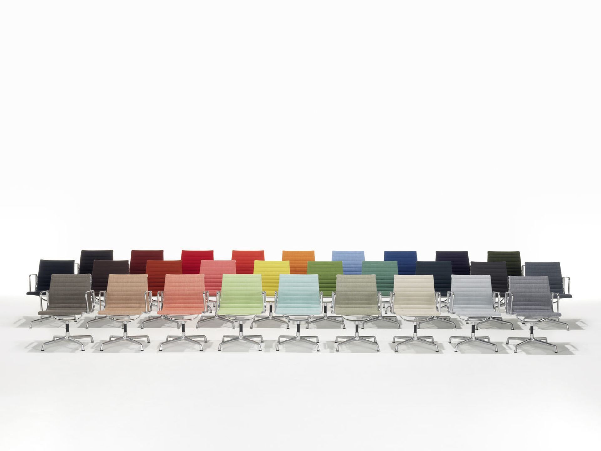 Aluminium Chair EA 104 / EA104 Stuhl Vitra