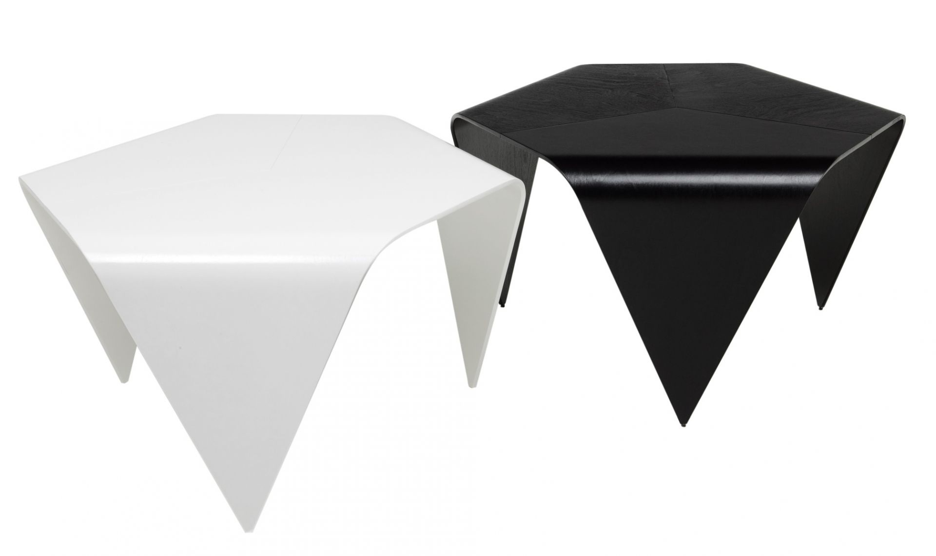 Trienna Couchtisch Artek