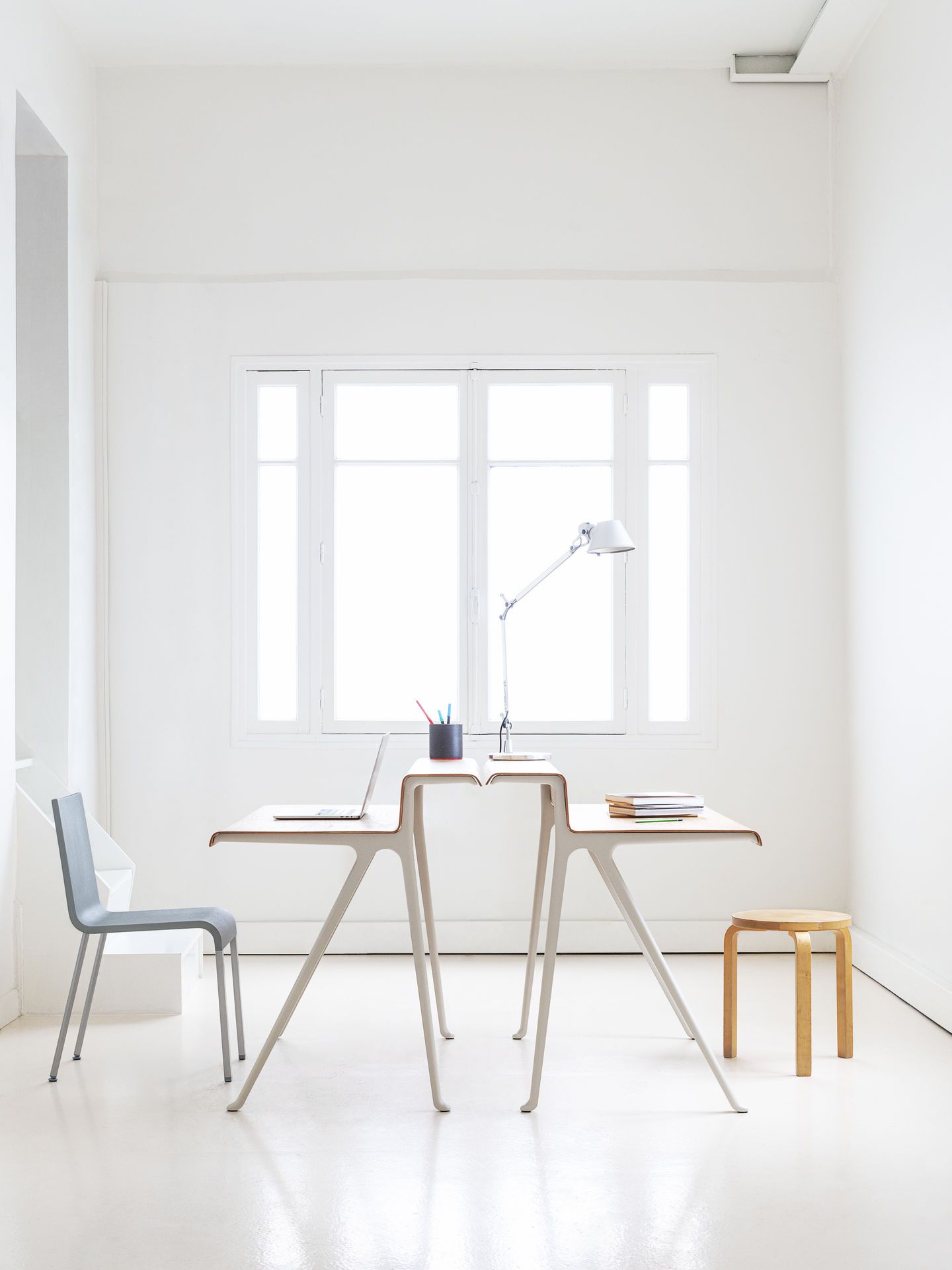 Courier Schreibtisch Vitra
