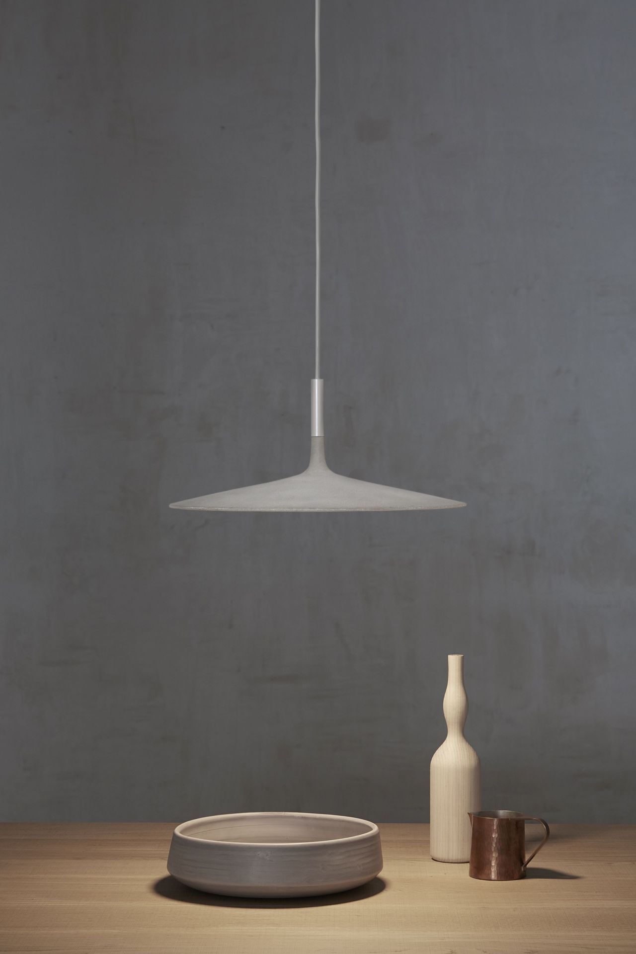 Aplomb Large LED Pendelleuchte Foscarini Weiß