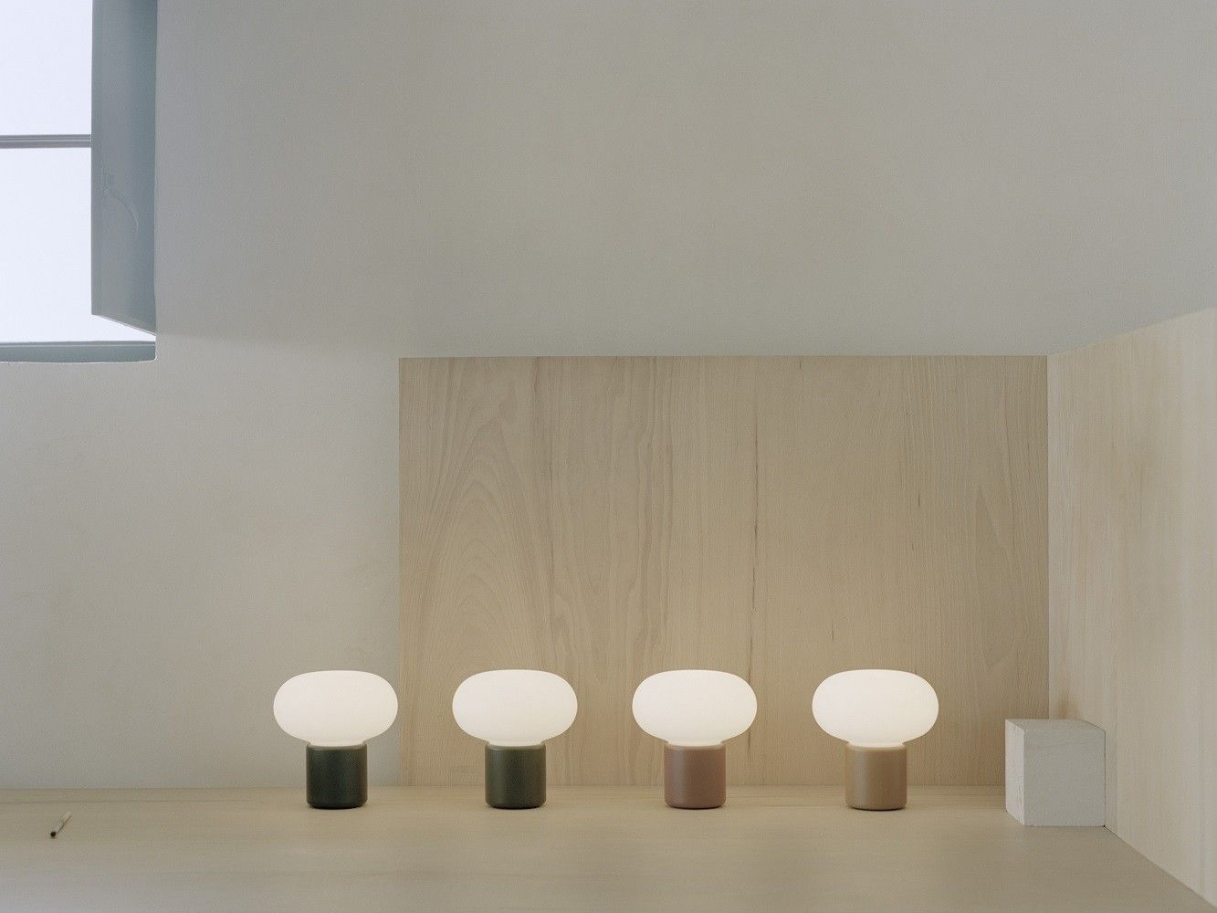 Karl-Johan Portable Table Lamp Akkuleuchte / Tischleuchte New Works Karl-Johan Portable Table Lamp Akkuleuchte / Tischleuchte New Works