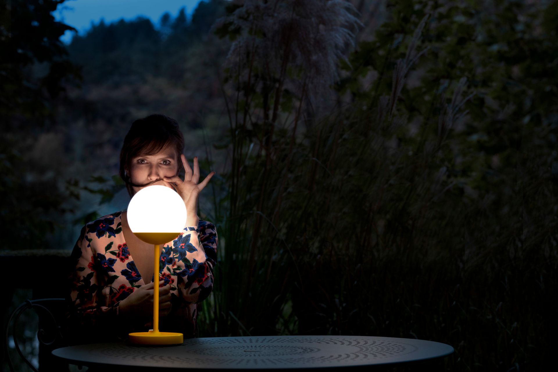 Mooon Tischleuchte H 63 cm ANTHRAZIT Fermob EINZELSTÜCK