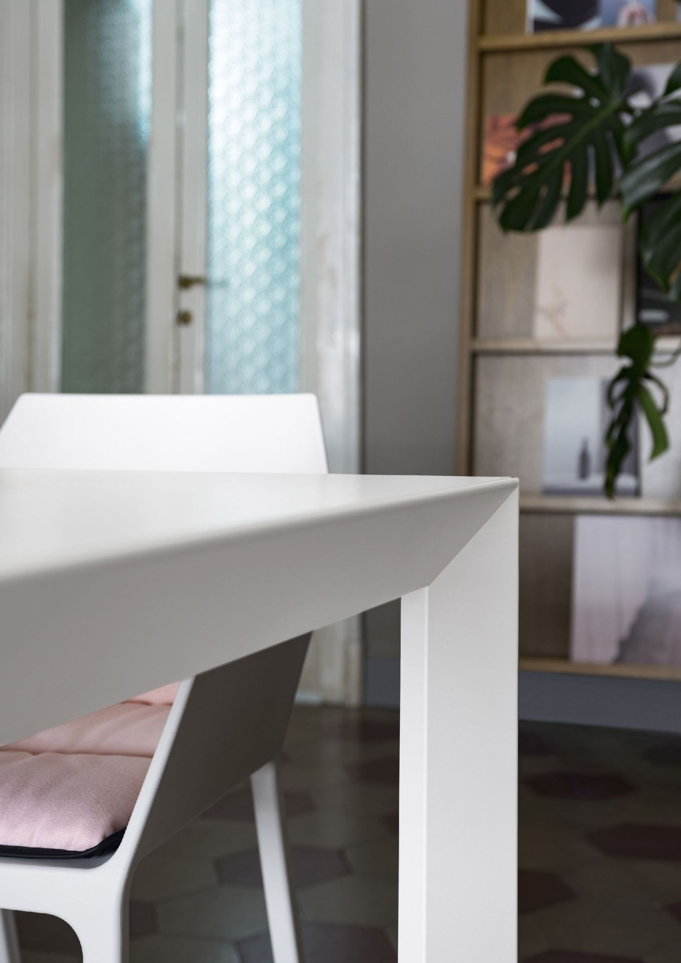 Nori Esstisch Kristalia