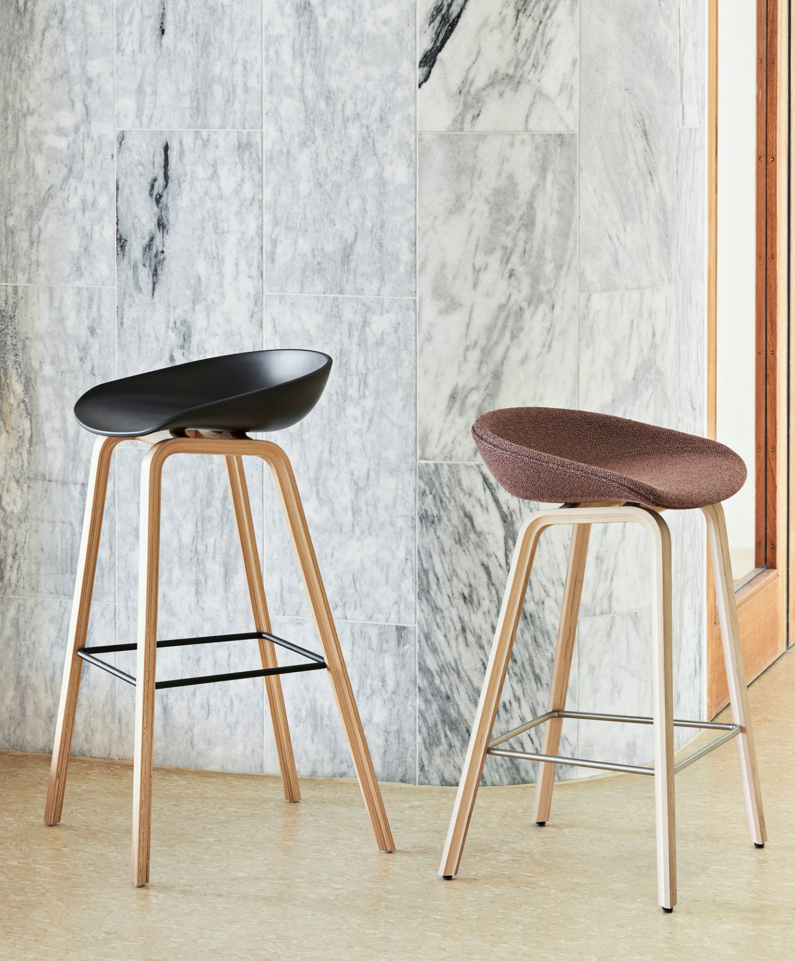 About a Stool AAS 32 / AAS32 Barhocker Hay