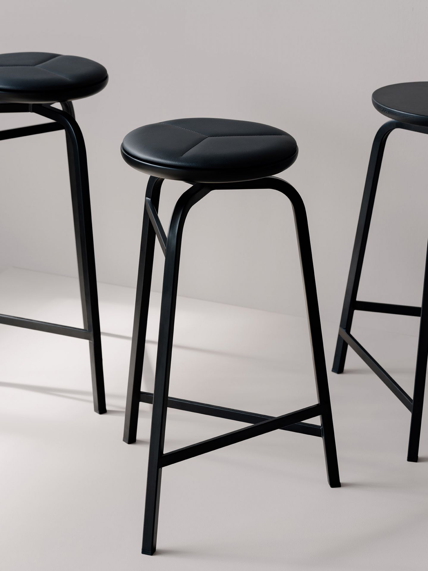 Treble Barhocker schwarz Northern