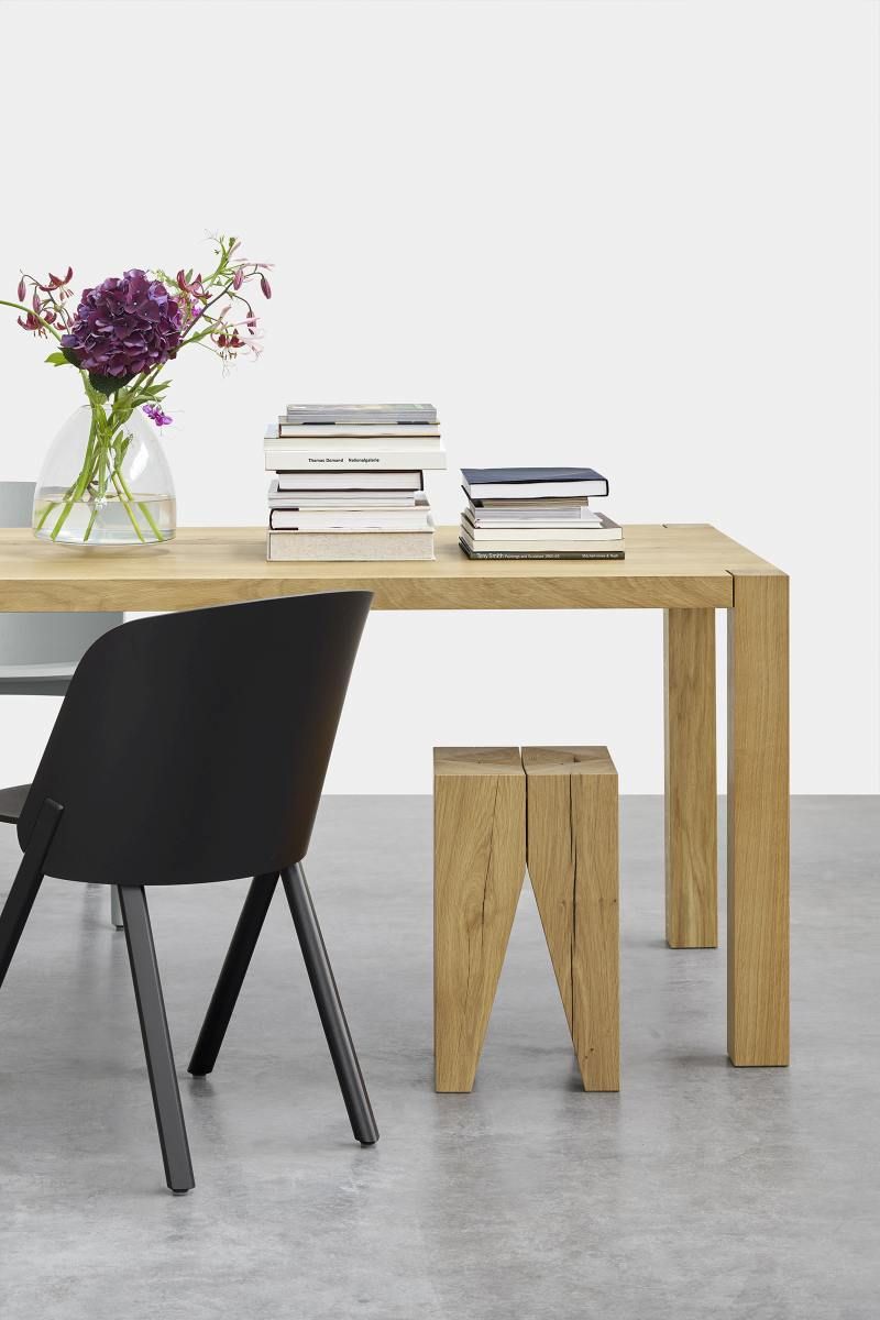 Backenzahn Hocker / Tischchen e15